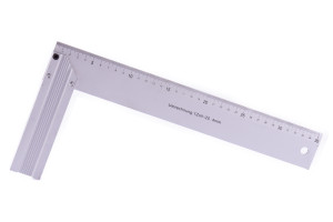 Uholník hliník 35cm